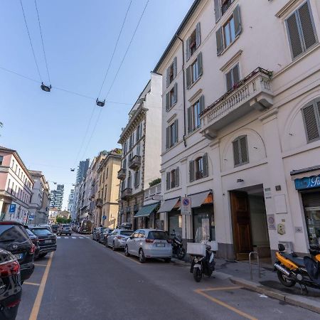 The Best Rent - Gorgeous Two-Bedroom Apartment In Porta Nuova District 米兰 外观 照片