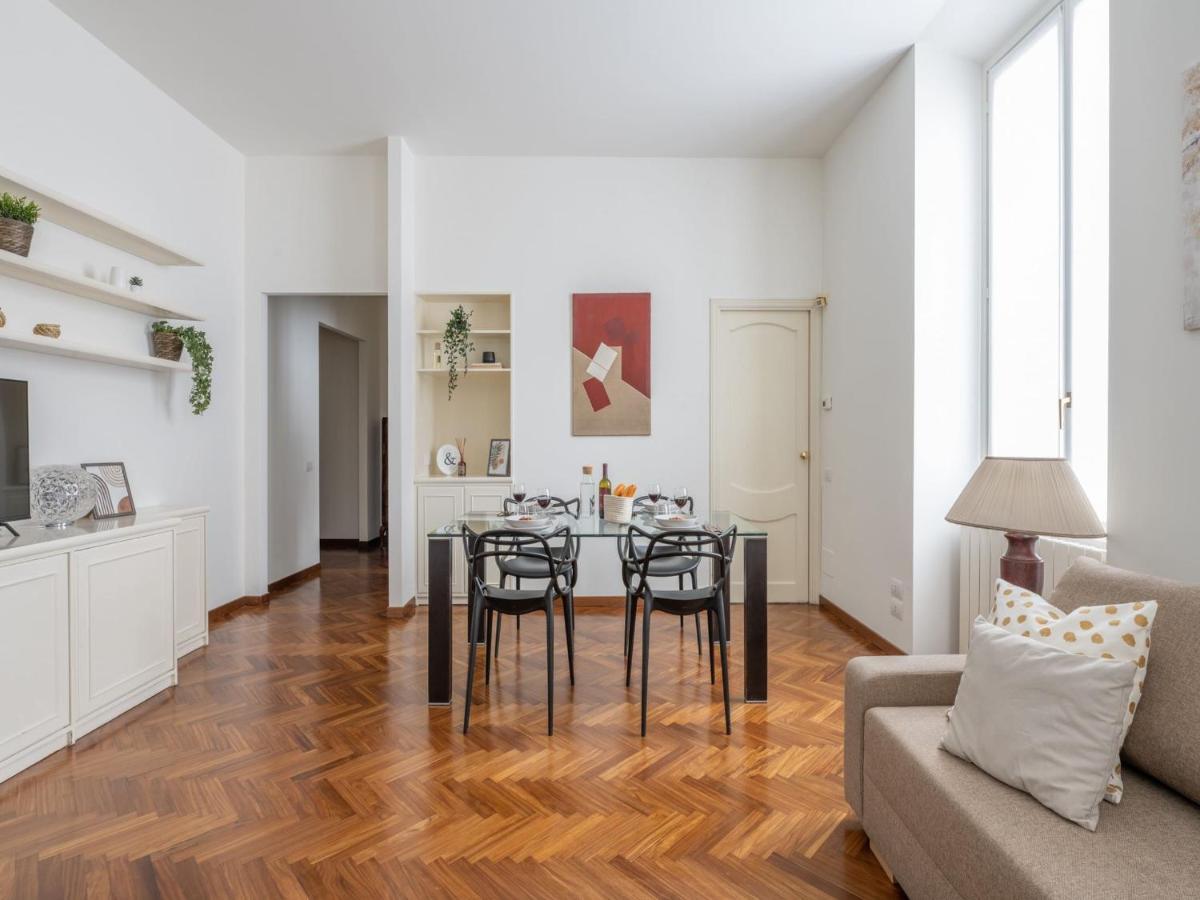 The Best Rent - Gorgeous Two-Bedroom Apartment In Porta Nuova District 米兰 外观 照片