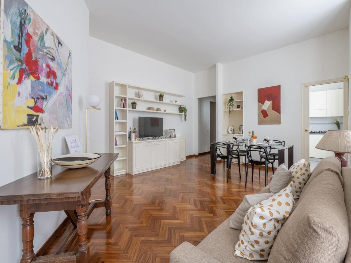The Best Rent - Gorgeous Two-Bedroom Apartment In Porta Nuova District 米兰 外观 照片